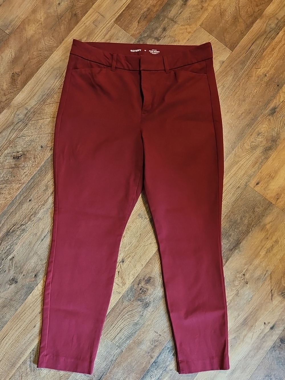 👖Old Navy Pixie Skinny High-Rise Pants in Burgundy